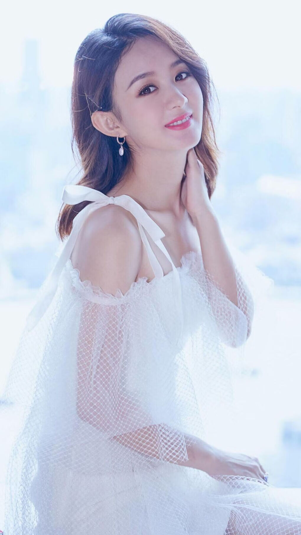 乐鱼（中国）体育官方网站-_湖人队士气高昂，继续追逐季后赛梦想_，湖人队v