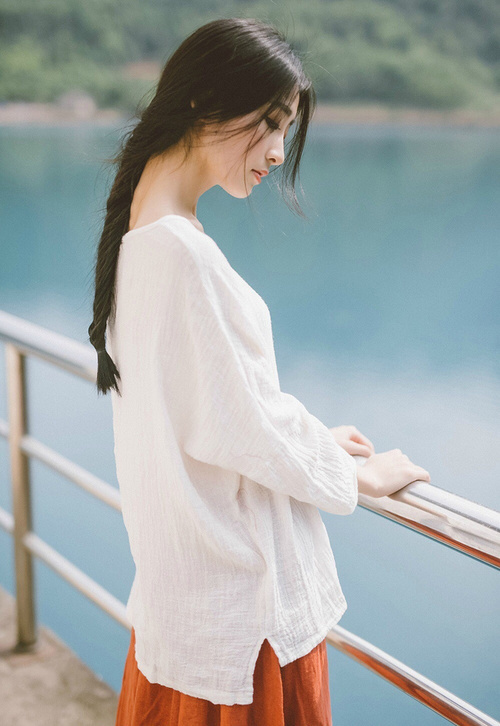 乐鱼体育平台官网-_极地白雪滑雪板：在极端环境中迎接挑战_，极地冰雪图片