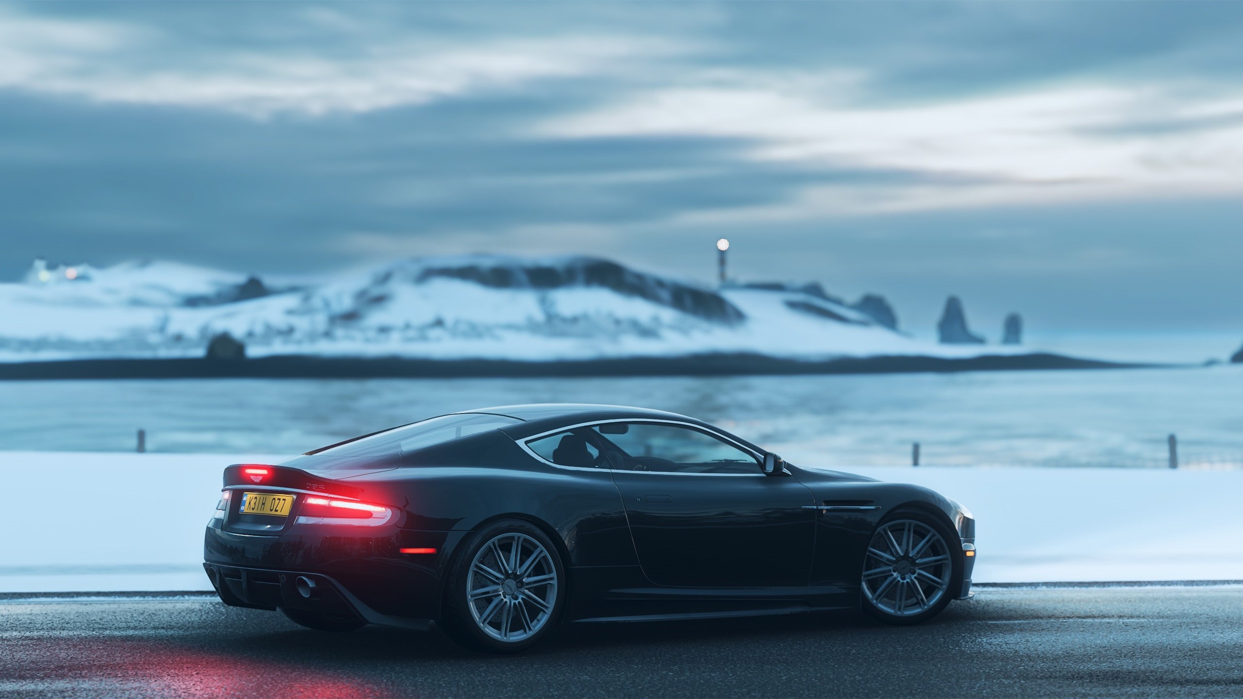 LEYU乐鱼体育官方网站-“球场内外：运动员的多彩生活展开”，运动员在球场训练形容词