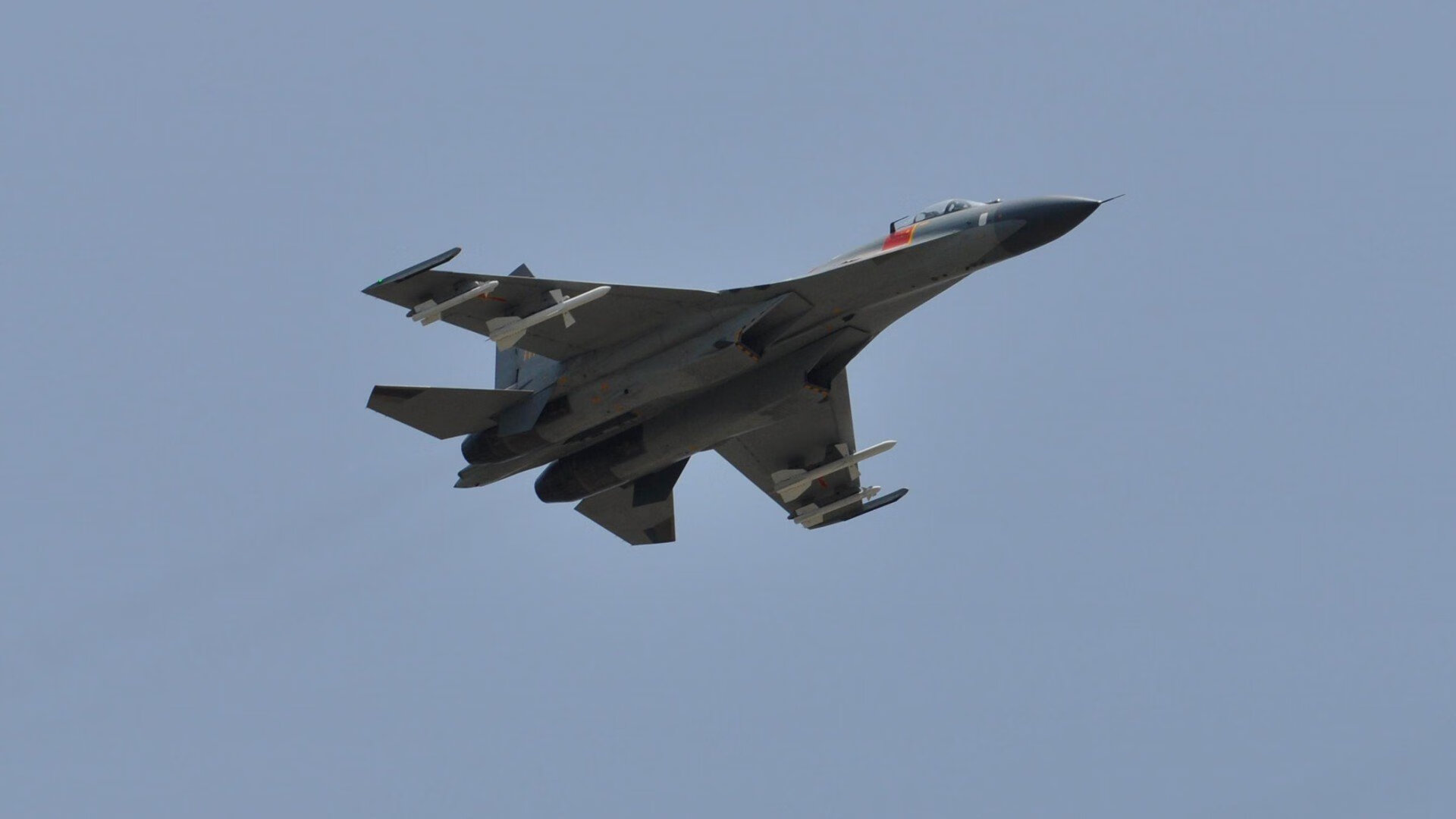 乐鱼（LEYU）体育-湖人逆转取胜，詹姆斯表现全场最佳，詹姆斯率领湖人夺冠