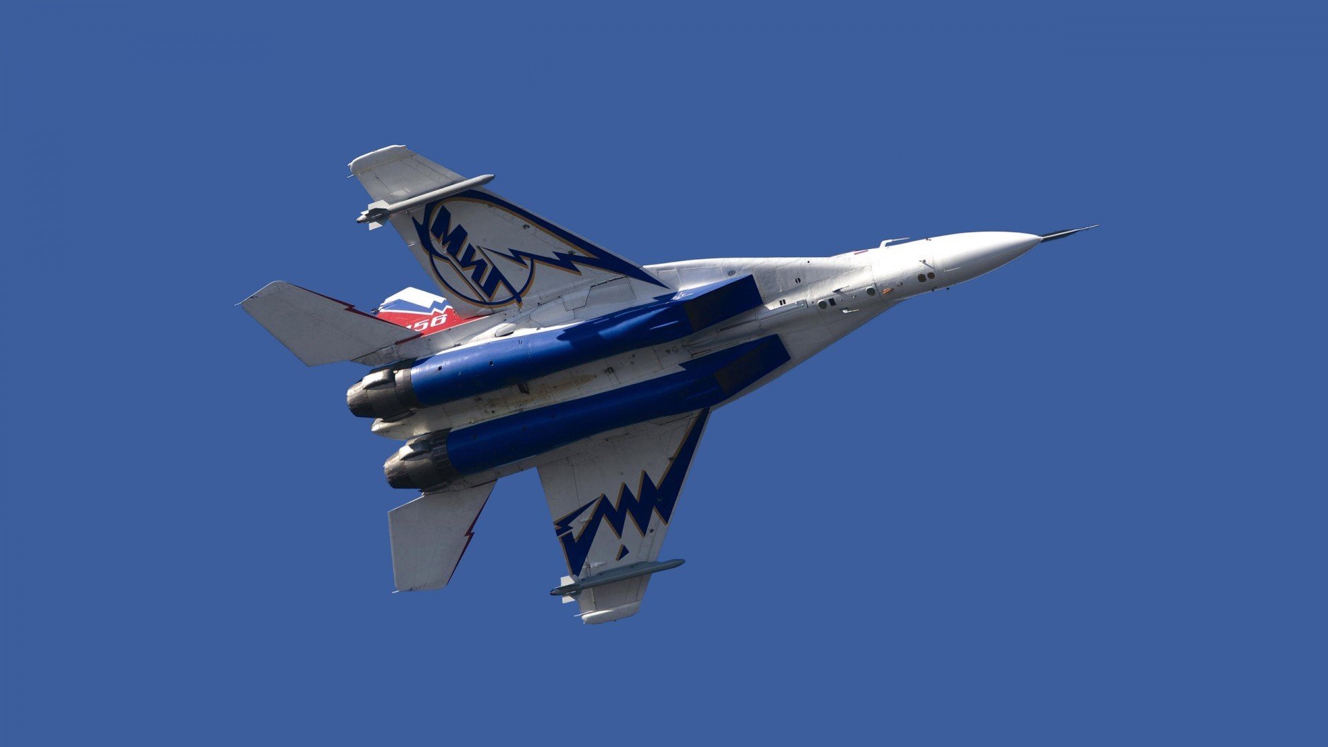 特色足球题材的动画短片在青少年中热播,推广体育精神,关于足球动画