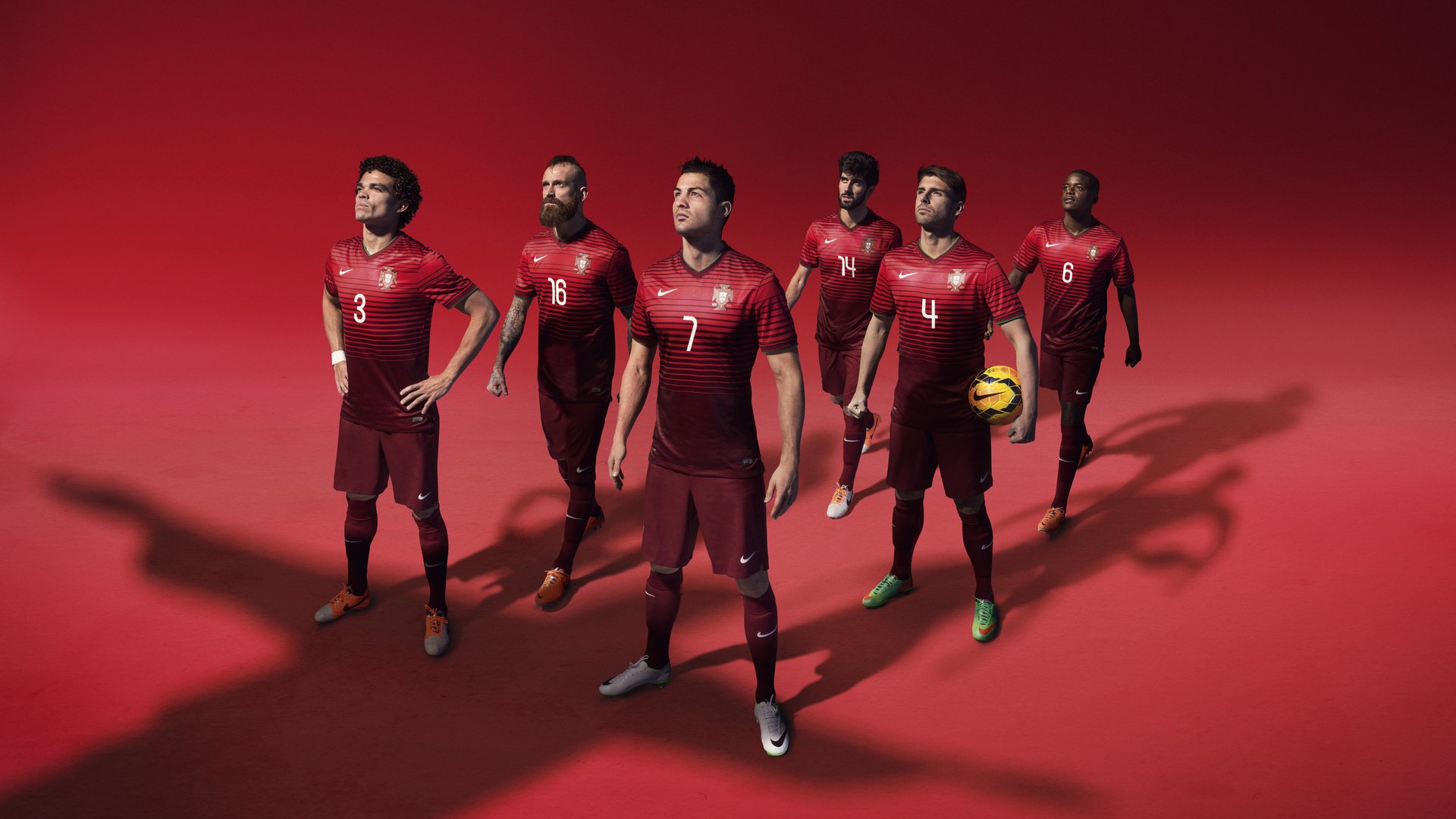 德甲青训体系渐成效，精彩表现引赞赏，德甲新人